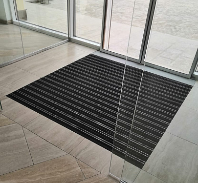 Алюминиевая решетка (20 мм).  �6